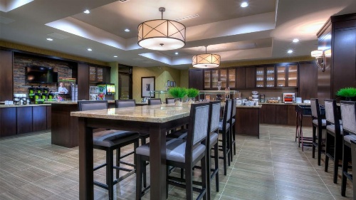 Staybridge Suites Hamilton - Downtown image 8